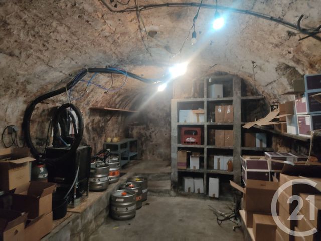 Afficher la photo en grand immeuble à vendre - 124.33 m2 - NEVERS - 58 - BOURGOGNE - Century 21 Confluences