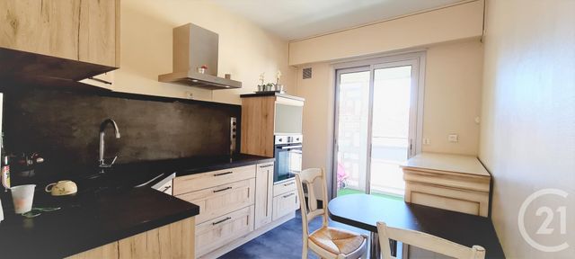 Appartement F3 à vendre - 3 pièces - 76.11 m2 - NEVERS - 58 - BOURGOGNE - Century 21 Confluences
