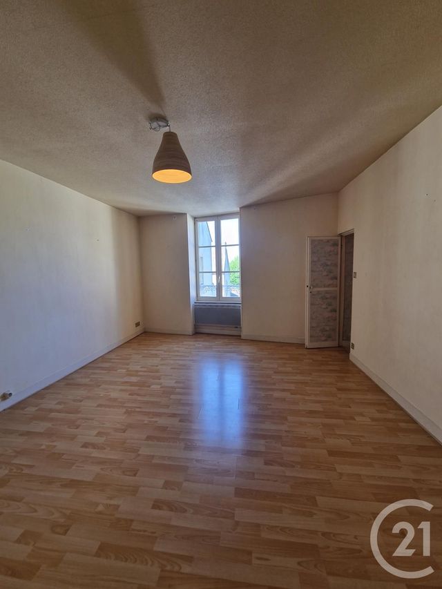 Appartement F3 à louer - 3 pièces - 85.86 m2 - ST BENIN D AZY - 58 - BOURGOGNE - Century 21 Confluences