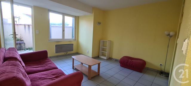 Appartement F2 à louer - 2 pièces - 39.76 m2 - LURCY LEVIS - 03 - AUVERGNE - Century 21 Confluences