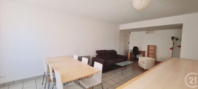 Appartement F2 à louer - 2 pièces - 68.06 m2 - LURCY LEVIS - 03 - AUVERGNE - Century 21 Confluences