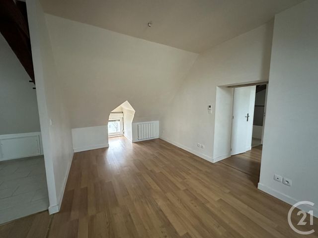 Appartement T4 à vendre - 4 pièces - 126.75 m2 - GUERIGNY - 58 - BOURGOGNE - Century 21 Confluences