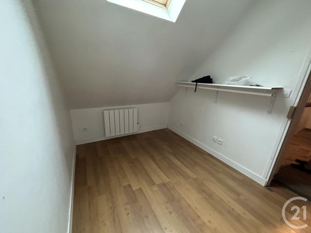 Appartement T4 à vendre - 4 pièces - 126.75 m2 - GUERIGNY - 58 - BOURGOGNE - Century 21 Confluences