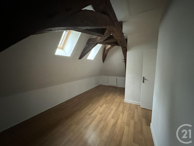 Appartement T4 à vendre - 4 pièces - 126.75 m2 - GUERIGNY - 58 - BOURGOGNE - Century 21 Confluences