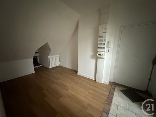 Appartement T4 à vendre - 4 pièces - 126.75 m2 - GUERIGNY - 58 - BOURGOGNE - Century 21 Confluences