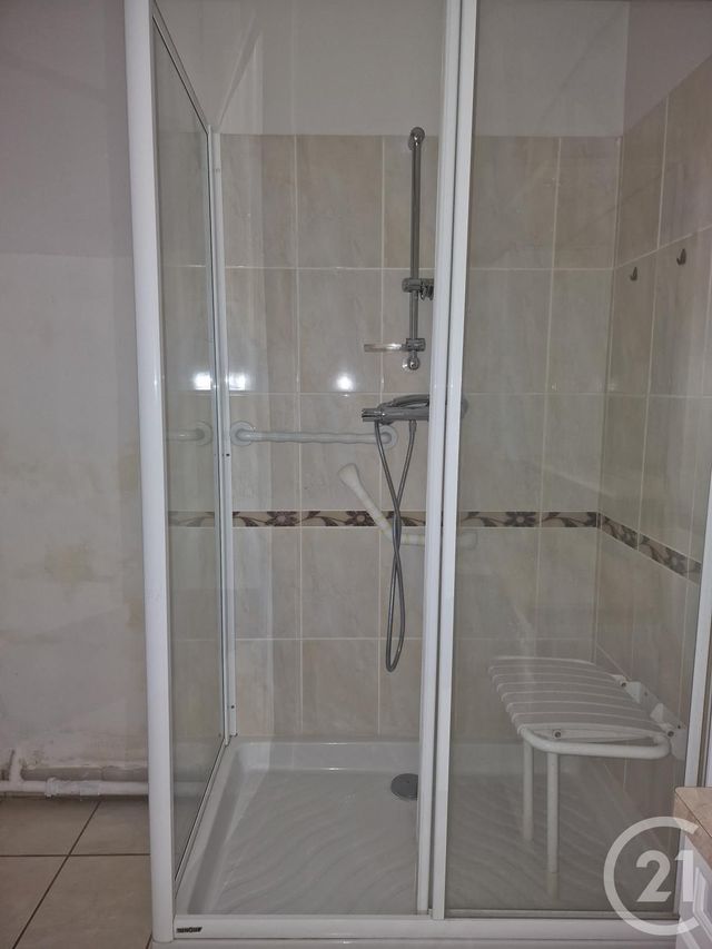 Appartement F3 à louer - 3 pièces - 76.11 m2 - NEVERS - 58 - BOURGOGNE - Century 21 Confluences