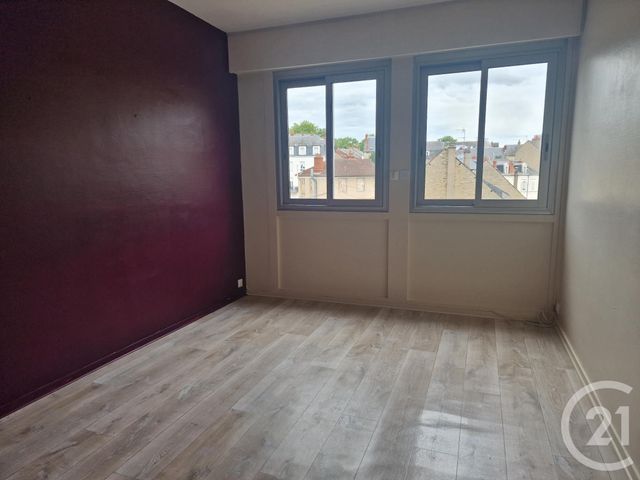 Appartement F3 à louer - 3 pièces - 76.11 m2 - NEVERS - 58 - BOURGOGNE - Century 21 Confluences