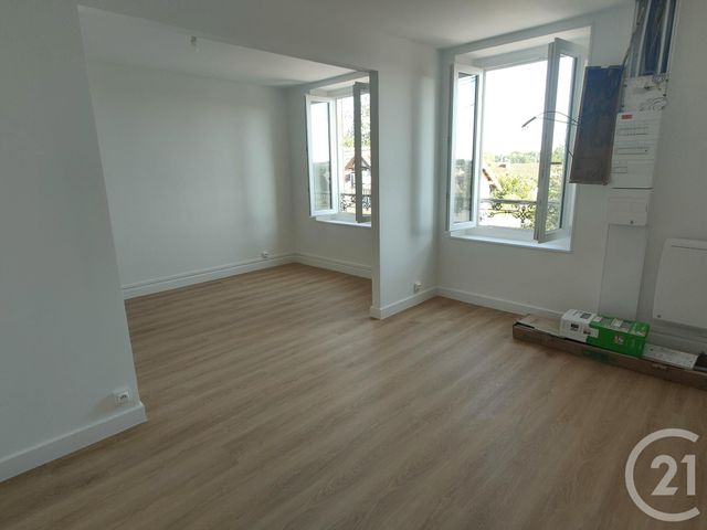 Appartement à louer - 2 pièces - 35.96 m2 - IMPHY - 58 - BOURGOGNE - Century 21 Confluences