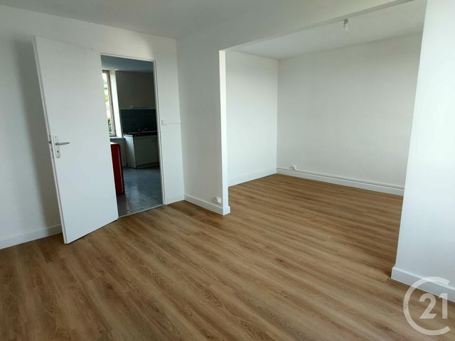 Appartement à louer - 2 pièces - 35.96 m2 - IMPHY - 58 - BOURGOGNE - Century 21 Confluences