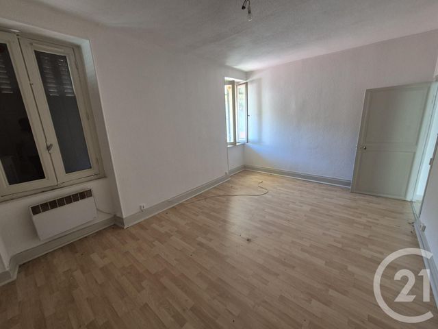 Afficher la photo en grand immeuble à vendre - 240.0 m2 - IMPHY - 58 - BOURGOGNE - Century 21 Confluences