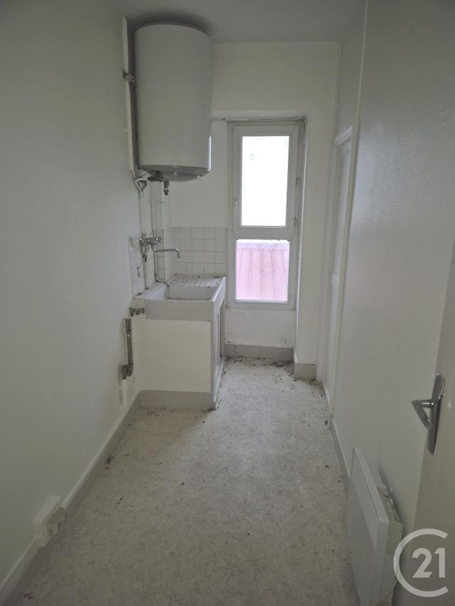 Afficher la photo en grand immeuble à vendre - 240.0 m2 - IMPHY - 58 - BOURGOGNE - Century 21 Confluences
