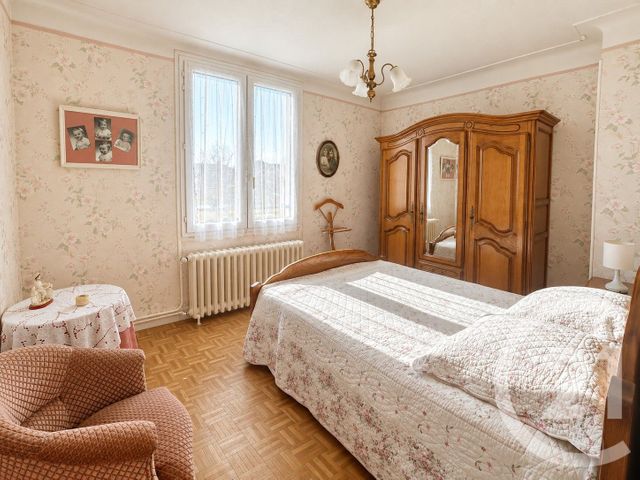maison à vendre - 4 pièces - 75.94 m2 - VARENNES VAUZELLES - 58 - BOURGOGNE - Century 21 Confluences