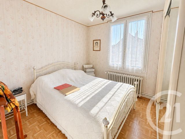 maison à vendre - 4 pièces - 75.94 m2 - VARENNES VAUZELLES - 58 - BOURGOGNE - Century 21 Confluences