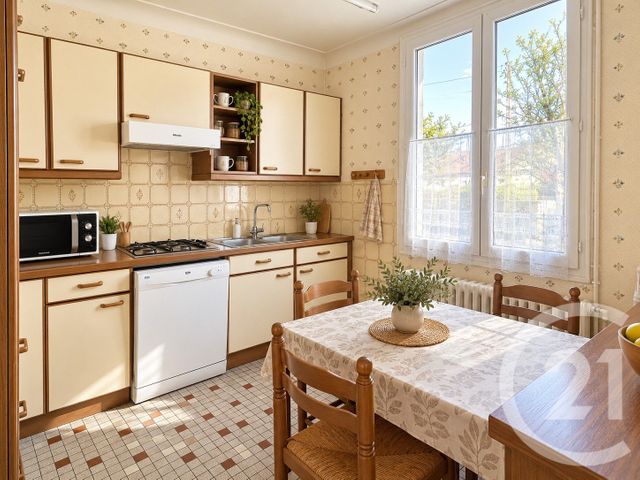 maison à vendre - 4 pièces - 75.94 m2 - VARENNES VAUZELLES - 58 - BOURGOGNE - Century 21 Confluences