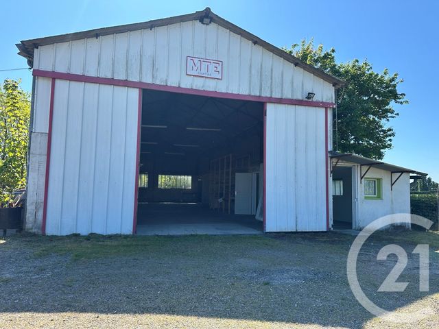 commerce à louer - 220.0 m2 - SANCOINS - 18 - CENTRE - Century 21 Confluences