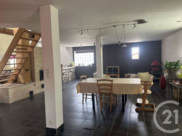 Appartement Loft à vendre - 5 pièces - 162.85 m2 - NEVERS - 58 - BOURGOGNE - Century 21 Confluences