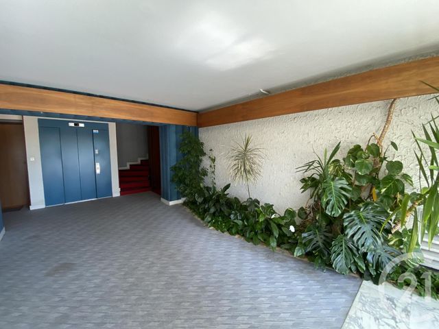 Appartement T3 à vendre - 3 pièces - 75.01 m2 - NEVERS - 58 - BOURGOGNE - Century 21 Confluences