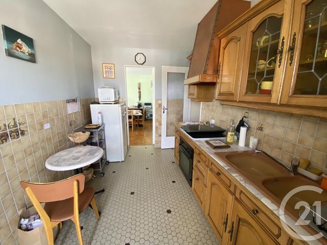 Appartement T3 à vendre - 3 pièces - 75.01 m2 - NEVERS - 58 - BOURGOGNE - Century 21 Confluences