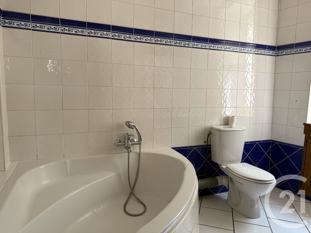 Appartement F4 à vendre - 4 pièces - 137.84 m2 - NEVERS - 58 - BOURGOGNE - Century 21 Confluences