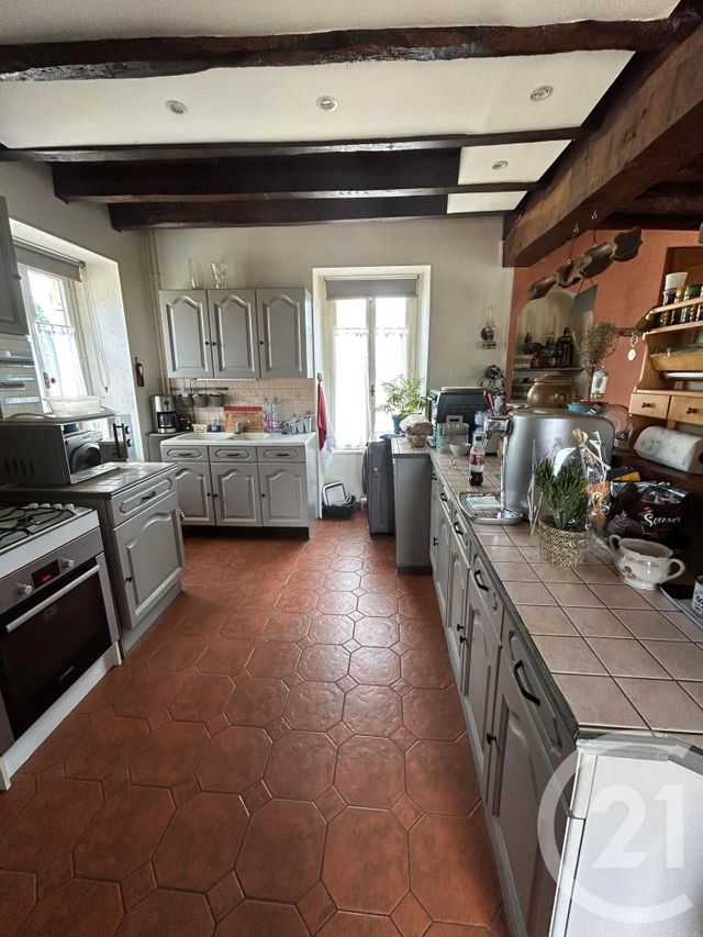 Afficher la photo en grand maison à vendre - 5 pièces - 165.0 m2 - CHEVENON - 58 - BOURGOGNE - Century 21 Confluences