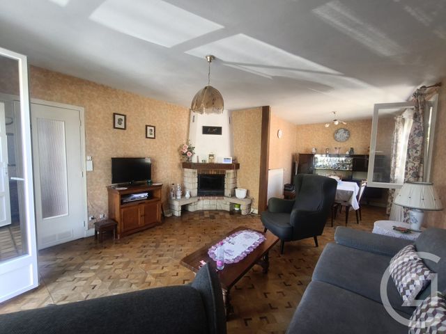 maison à vendre - 5 pièces - 82.39 m2 - SAUVIGNY LES BOIS - 58 - BOURGOGNE - Century 21 Confluences