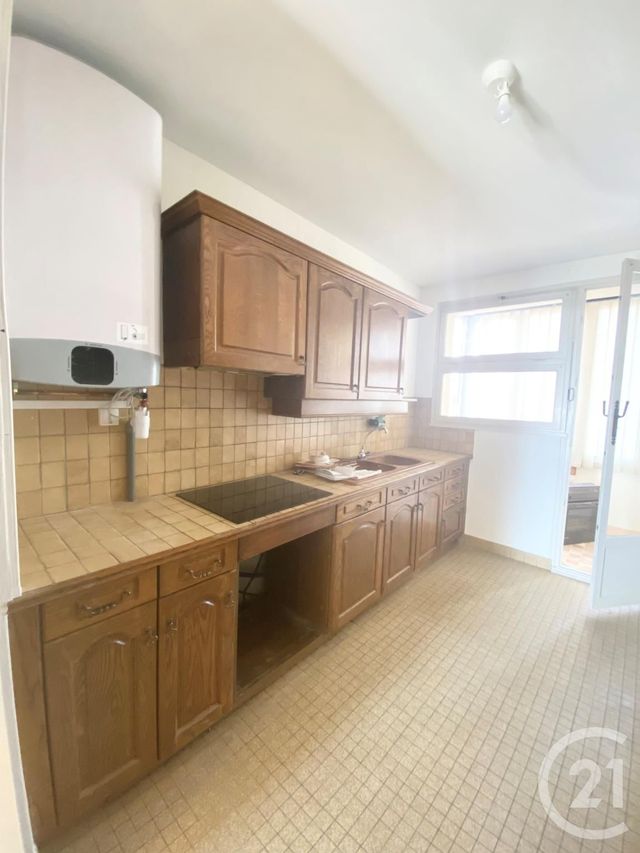 Appartement F2 à louer - 2 pièces - 62.21 m2 - NEVERS - 58 - BOURGOGNE - Century 21 Confluences