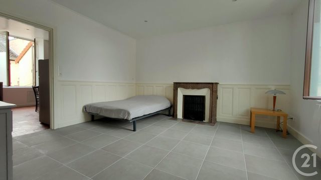 Appartement F1 à louer - 1 pièce - 37.72 m2 - SANCOINS - 18 - CENTRE - Century 21 Confluences