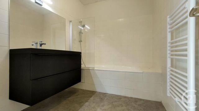 Appartement F4 à louer - 4 pièces - 85.31 m2 - CHANTENAY ST IMBERT - 58 - BOURGOGNE - Century 21 Confluences