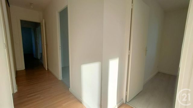 Appartement F4 à louer - 4 pièces - 85.31 m2 - CHANTENAY ST IMBERT - 58 - BOURGOGNE - Century 21 Confluences
