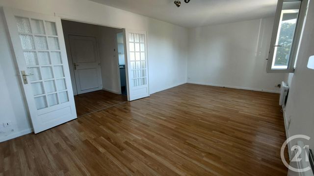 Appartement F4 à louer - 4 pièces - 85.31 m2 - CHANTENAY ST IMBERT - 58 - BOURGOGNE - Century 21 Confluences