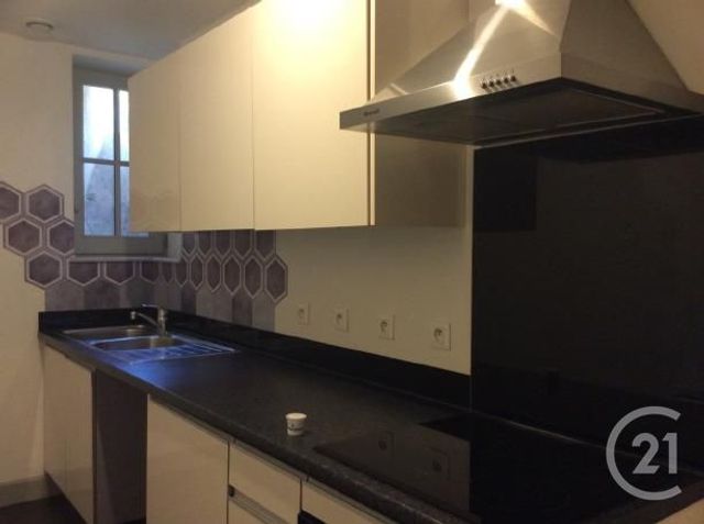 Appartement F3 à louer - 3 pièces - 84.8 m2 - GUERIGNY - 58 - BOURGOGNE - Century 21 Confluences