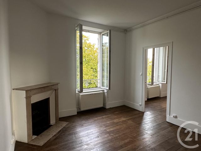 Appartement F2 à louer - 2 pièces - 46.12 m2 - NEVERS - 58 - BOURGOGNE - Century 21 Confluences