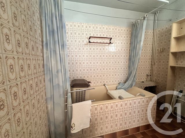 maison à vendre - 4 pièces - 91.33 m2 - VARENNES VAUZELLES - 58 - BOURGOGNE - Century 21 Confluences