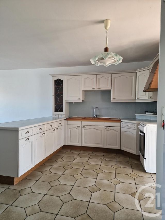 maison à louer - 4 pièces - 99.97 m2 - GUERIGNY - 58 - BOURGOGNE - Century 21 Confluences