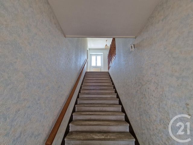 maison à louer - 4 pièces - 99.97 m2 - GUERIGNY - 58 - BOURGOGNE - Century 21 Confluences