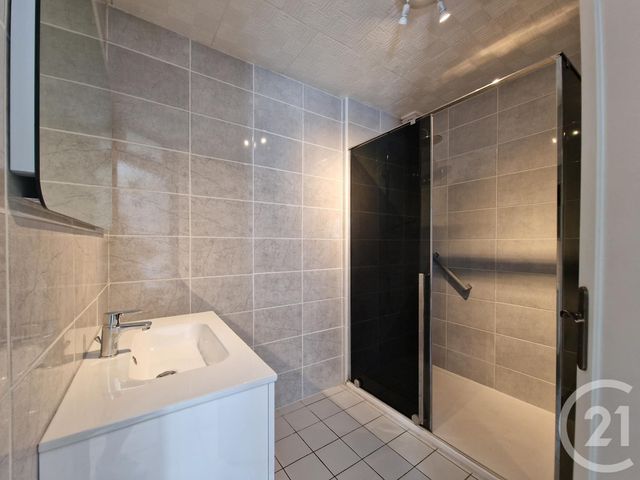 maison à louer - 4 pièces - 99.97 m2 - GUERIGNY - 58 - BOURGOGNE - Century 21 Confluences