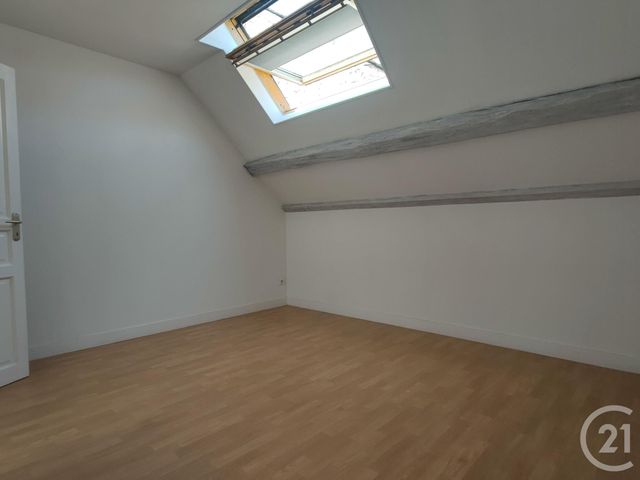 Appartement F3 bis à louer - 4 pièces - 94.88 m2 - NEVERS - 58 - BOURGOGNE - Century 21 Confluences