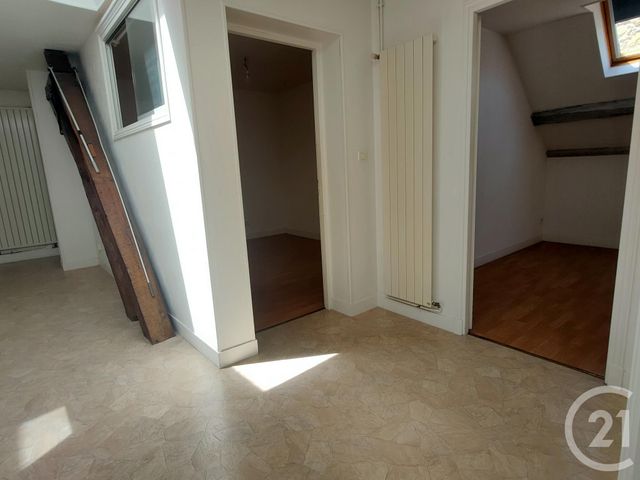 Appartement F3 bis à louer - 4 pièces - 94.88 m2 - NEVERS - 58 - BOURGOGNE - Century 21 Confluences