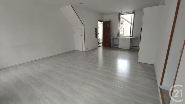 Appartement à louer - 2 pièces - 53.5 m2 - FOURCHAMBAULT - 58 - BOURGOGNE - Century 21 Confluences