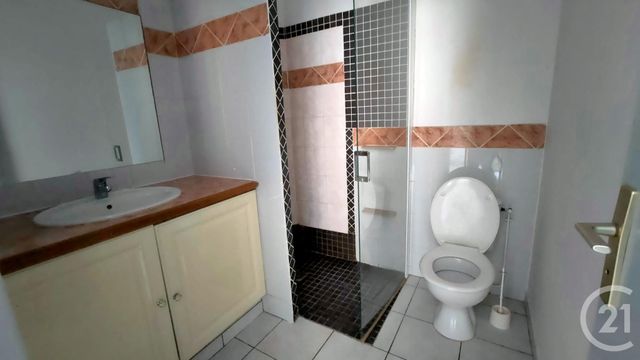 Appartement Studio à louer - 1 pièce - 32.65 m2 - NEVERS - 58 - BOURGOGNE - Century 21 Confluences