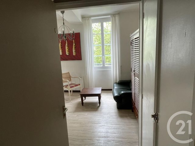 Appartement T1 à louer - 1 pièce - 29.7 m2 - NEVERS - 58 - BOURGOGNE - Century 21 Confluences