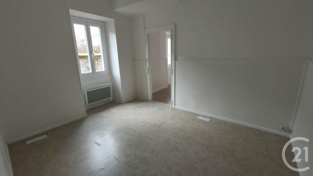 commerce à louer - 70.0 m2 - LE VEURDRE - 03 - AUVERGNE - Century 21 Confluences