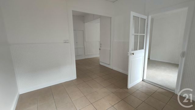 commerce à louer - 70.0 m2 - LE VEURDRE - 03 - AUVERGNE - Century 21 Confluences