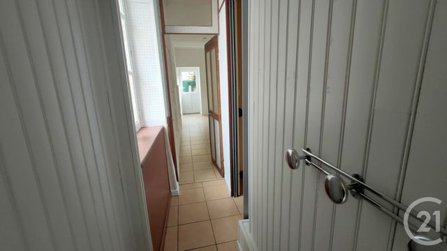 commerce à louer - 70.0 m2 - LE VEURDRE - 03 - AUVERGNE - Century 21 Confluences