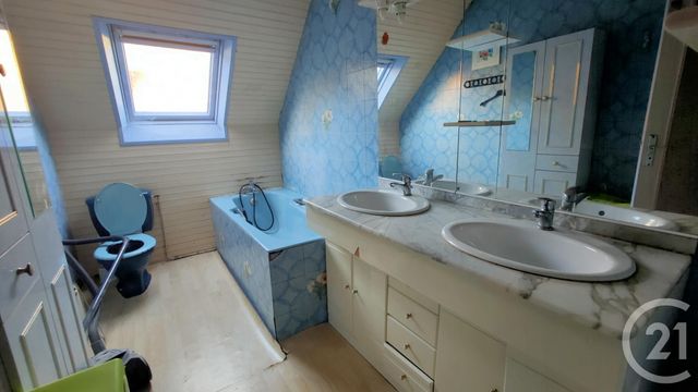 commerce à louer - 200.0 m2 - 18 - CENTRE - Century 21 Confluences