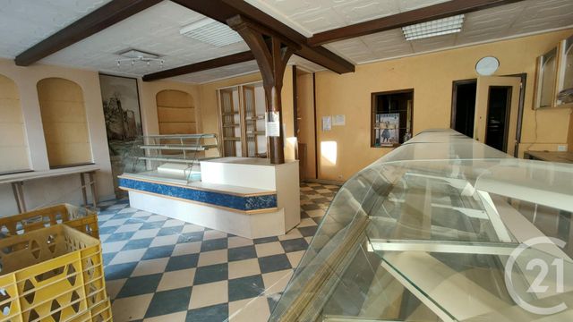 commerce à louer - 200.0 m2 - 18 - CENTRE - Century 21 Confluences