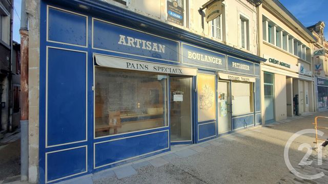 commerce - None - 18