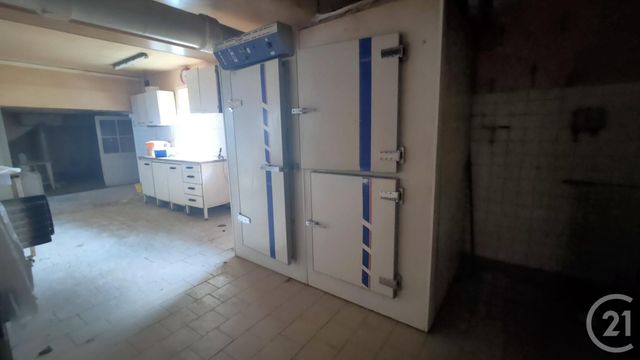 commerce à louer - 200.0 m2 - 18 - CENTRE - Century 21 Confluences