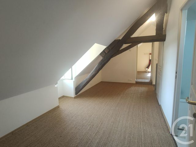 maison à louer - 4 pièces - 150.0 m2 - LURCY LEVIS - 03 - AUVERGNE - Century 21 Confluences