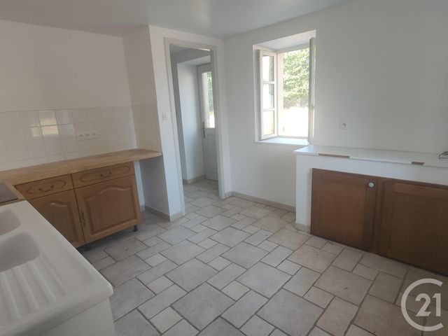 maison à louer - 4 pièces - 150.0 m2 - LURCY LEVIS - 03 - AUVERGNE - Century 21 Confluences